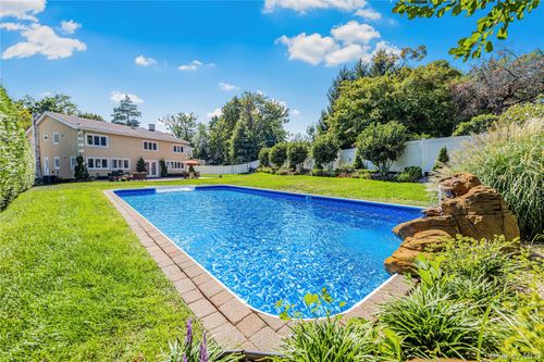 397 Concord Rd, Yonkers, NY, 10710-1821 | Card Image