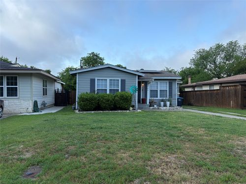 5704 Hiett Ct, Fort Worth, TX, 76112-6925 | Card Image