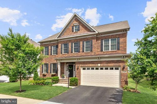 23586 Prosperity Ridge Pl, BRAMBLETON, VA, 20148-7660 | Card Image