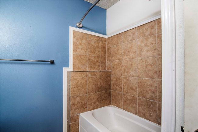 311 August St, House other with 3 bedrooms, 2 bathrooms and 6 parking in Schulenburg TX | Image 18