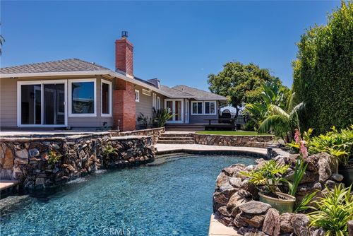 1840 Temple Hills Dr, Laguna Beach, CA, 92651-2652 | Card Image