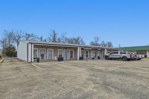 2500 Maplewood Dr, Sulphur, LA, 70663-6100 | Card Image