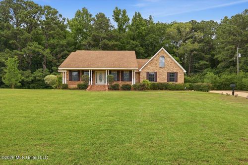 855 Bethel Rd, Brandon, MS, 39042-9637 | Card Image