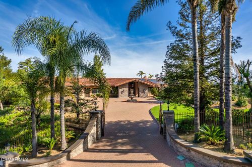 11 Inverness Rd, Thousand Oaks, CA, 91361-1156 | Card Image