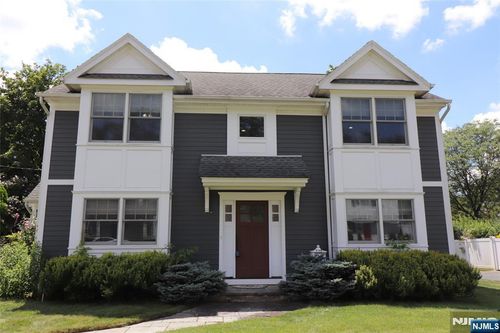 117 Linden St, Wyckoff, NJ, 07481-2734 | Card Image