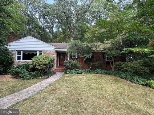 7201 Hawkins Creamery Rd, LAYTONSVILLE, MD, 20882-3203 | Card Image