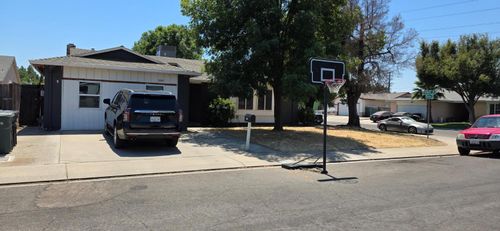 3208 Pisces Way, Ceres, CA, 95307-3006 | Card Image