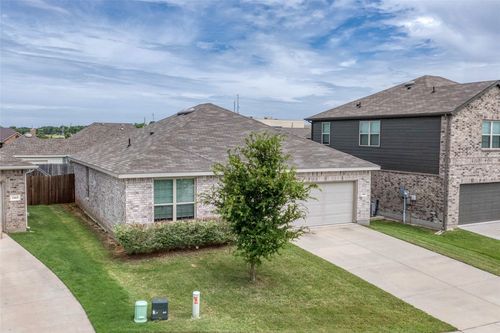 1061 Waverly Dr, Van Alstyne, TX, 75495-2864 | Card Image