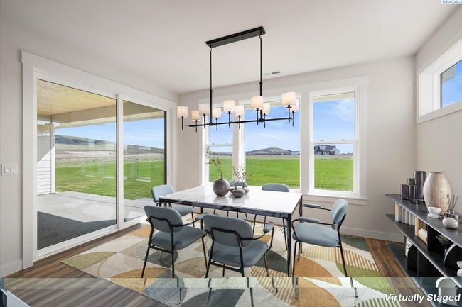 7207 Ambrosia St, Home with 4 bedrooms, 3 bathrooms and null parking in Kennewick WA | Image 4