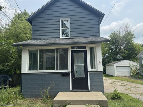 163 19th St Nw, Barberton, OH, 44203-7027 | Card Image
