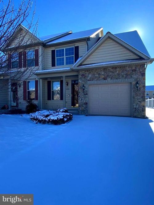 21 Birch Dr, HANOVER, PA, 17331-9420 | Card Image