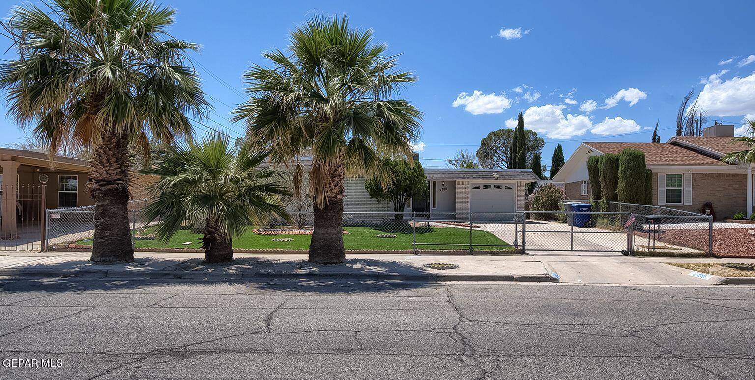 Escarpa Dr, El Paso, TX 79935