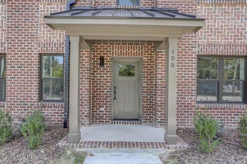 106 Lexington Ln, Southern Pines, NC, 28387-4216 | Card Image