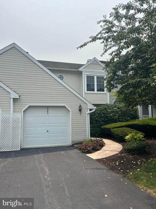 6262 Spring Knoll Dr, HARRISBURG, PA, 17111-6893 | Card Image