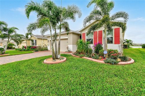 2215 Hawk River Dr Sw, Vero Beach, FL, 32962-6822 | Card Image
