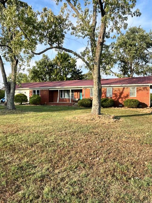 7569 Batesville Blvd, Pleasant Plains, AR, 72568-9716 | Card Image