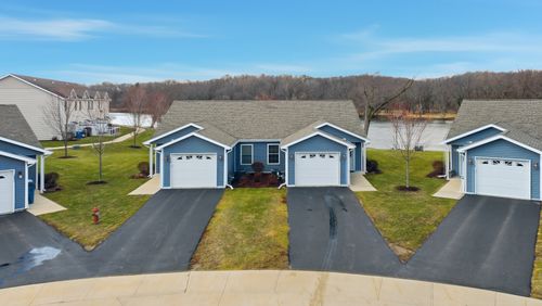 1525 Eadens Pl, DIXON, IL, 61021-2644 | Card Image