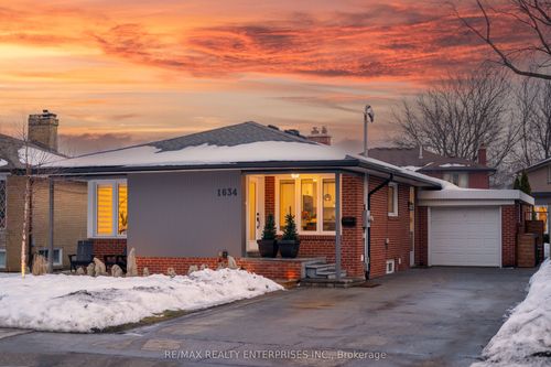 1634 Tarn Road, Mississauga, ON, L4X1B1 | Card Image
