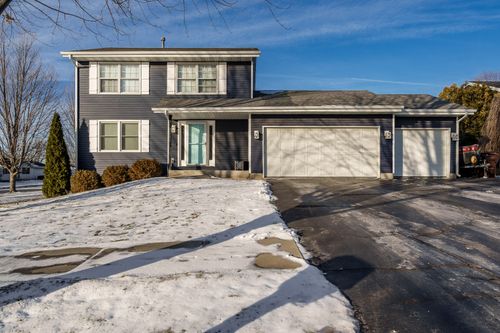 5362 Talladega Dr, Machesney Park, IL, 61111-7194 | Card Image