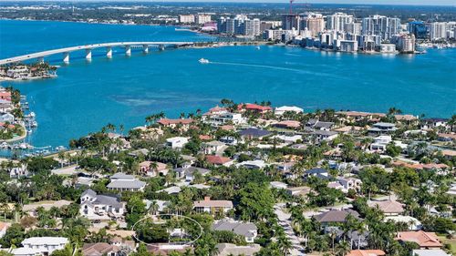 338 Bird Key Dr, SARASOTA, FL, 34236-1804 | Card Image