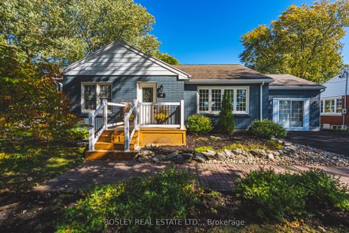 14 Rosemount Dr, Welland, ON, L3C2H3 | Card Image