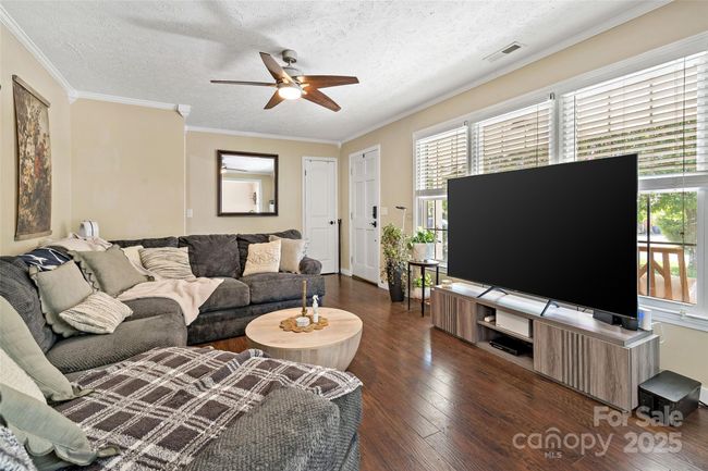 10 - 108 W Carson St, House other with 3 bedrooms, 2 bathrooms and null parking in Old Fort NC | Image 9