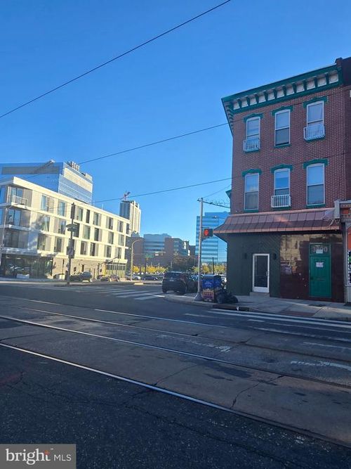3800 Lancaster Ave, PHILADELPHIA, PA, 19104-2318 | Card Image