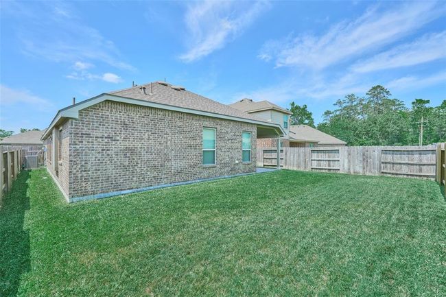 18811 Palmetto Hills Dr, House other with 3 bedrooms, 2 bathrooms and 2 parking in New Caney TX | Image 38