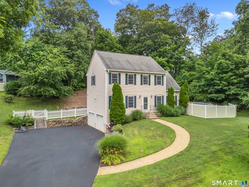 261 Twin Lakes Rd, North Branford, CT, 06471-1215 | Card Image