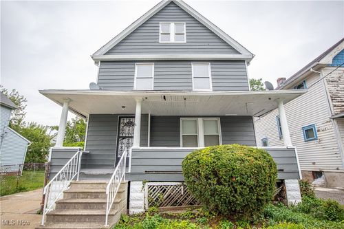 891 E 130th St, Cleveland, OH, 44108-2566 | Card Image