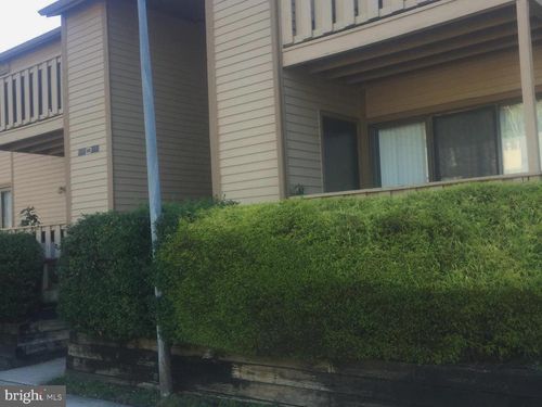 1609 Woodhollow Dr, MARLTON, NJ, 08053-1055 | Card Image