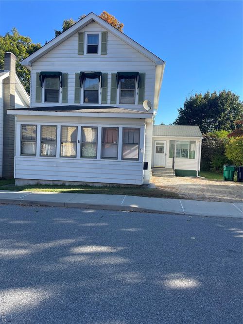 10 Downey Ave, Wappingers Falls, NY, 12590-1908 | Card Image