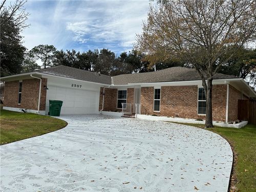 2507 Oak Cir, Bryan, TX, 77802-2009 | Card Image