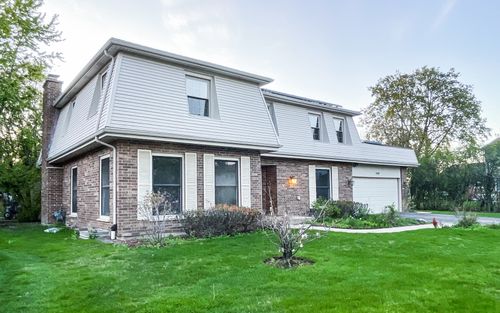 1640 Barry Ln, Glenview, IL, 60025-1225 | Card Image