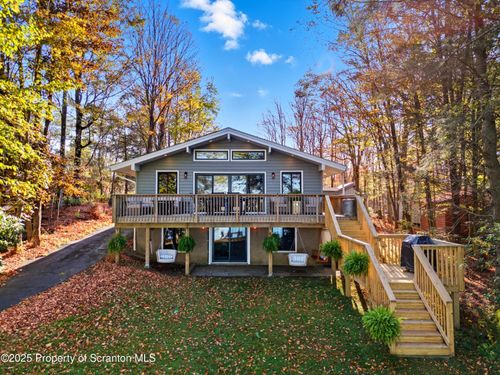 1010 Crystal Lake Blvd, Fell Township, PA, 18407-3946 | Card Image