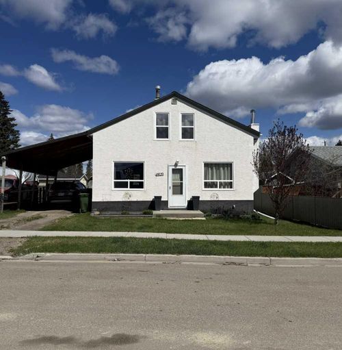 4820 17 Ave, Edson, AB, T7E1G4 | Card Image