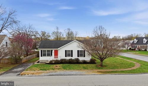 502 E 6th Ave, Ranson, WV, 25438-1792 | Card Image