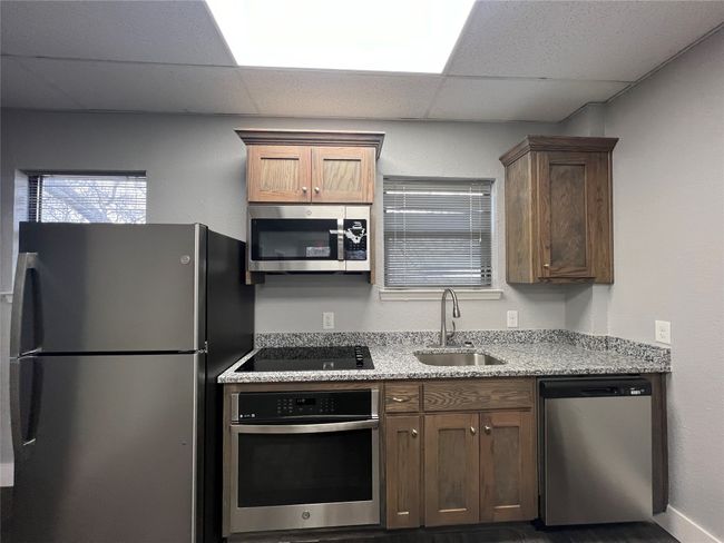 STE-200 - 919 S Carroll Blvd, Condo with 2 bedrooms, 1 bathrooms and null parking in Denton TX | Image 5