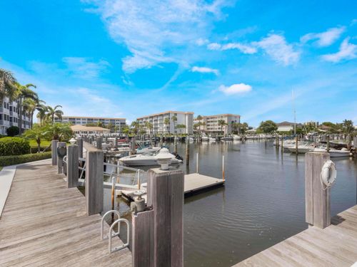 150-911 Gardenia Dr, Delray Beach, FL, 33483-4843 | Card Image