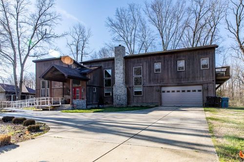 15445 Lakeshore Rd, Lakeside, MI, 49116-9716 | Card Image