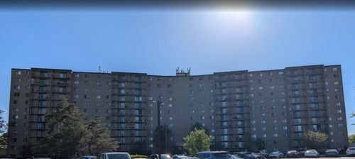 210-6340 Americana Dr, Willowbrook, IL, 60527-2244 | Card Image