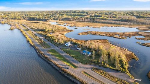 30995 Us Highway 2, ASHLAND, WI, 54806-9335 | Card Image