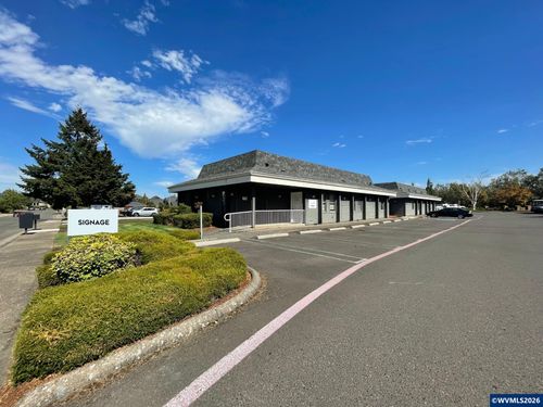 1326-1320 Meridian Dr, Woodburn, OR, 97071-9668 | Card Image