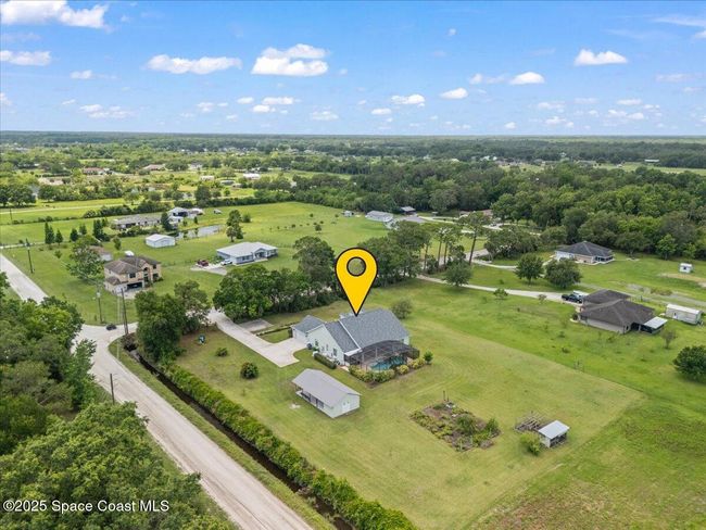 3240 Aurantia Rd, House other with 4 bedrooms, 2 bathrooms and null parking in Mims FL | Image 4