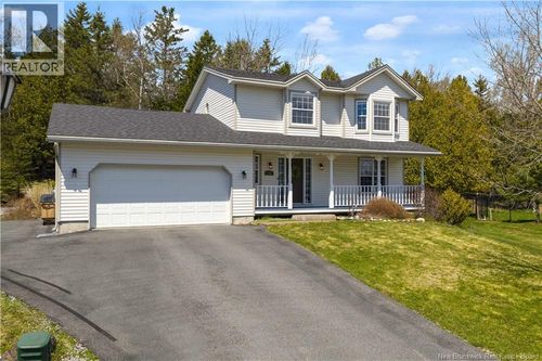 16 Amelia Crt, Saint John, NB, E2K5M3 | Card Image