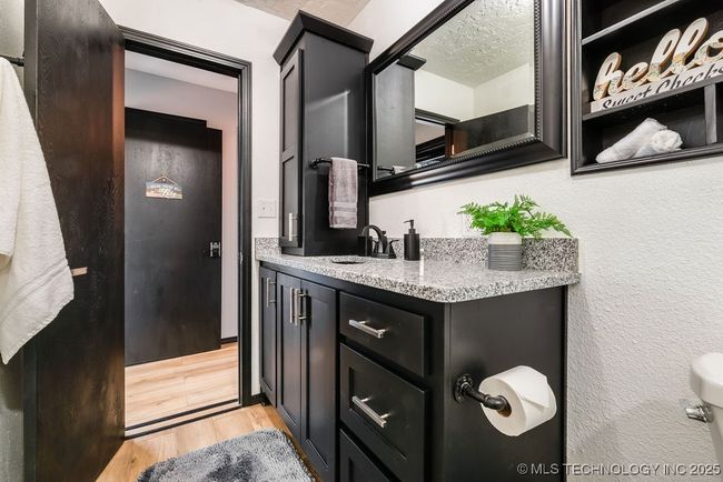4908 Hickory Hill Dr, House other with 2 bedrooms, 2 bathrooms and null parking in Sulphur OK | Image 9