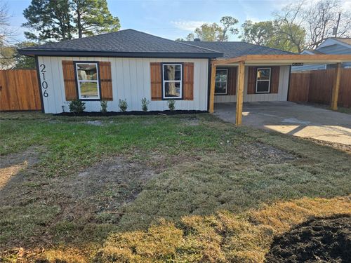 2106 Pomona Dr, Pasadena, TX, 77506-2818 | Card Image