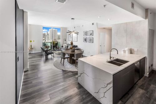 ph1910-333 Ne 24th St, Miami, FL, 33137-4859 | Card Image