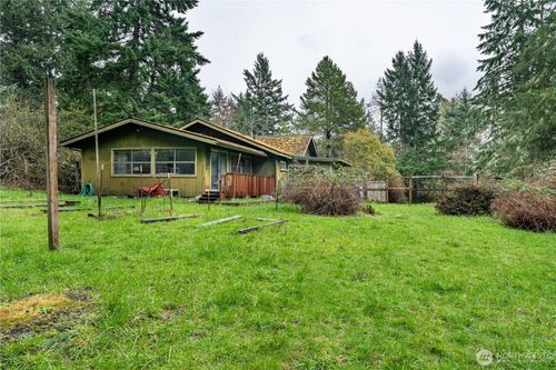 402 E Madrona Blvd Nw, Lakebay, WA, 98349-8203 | Card Image