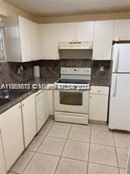 110-4205 N University Dr, Sunrise, FL, 33351 | Card Image